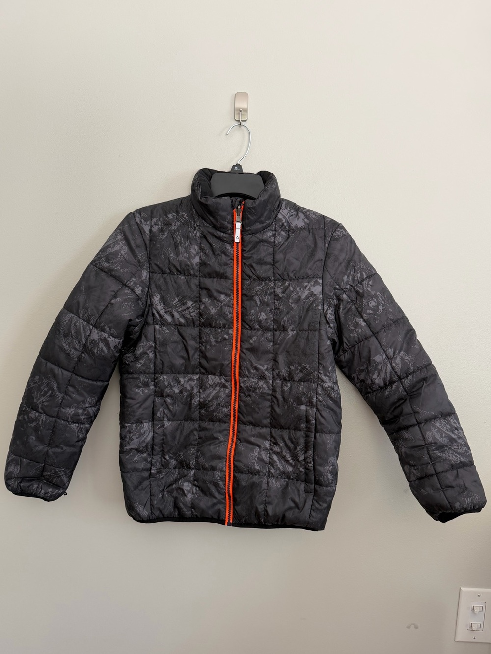 Gerry Jacket Youth L quilted jacket a dark abstract pattern contrast Full Zipper
